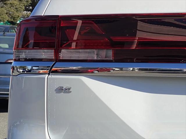2026 Volkswagen Atlas SE with Technology