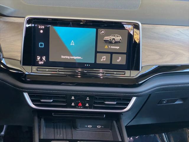 2026 Volkswagen Atlas SE with Technology
