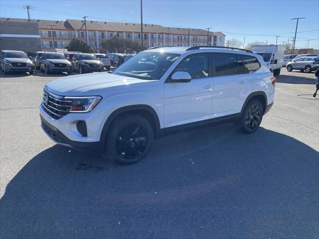 2026 Volkswagen Atlas SE with Technology