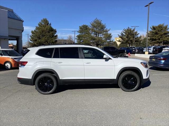 2026 Volkswagen Atlas SE with Technology