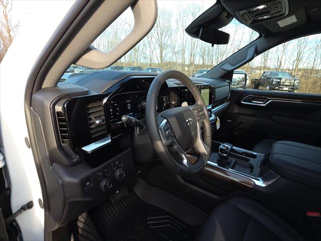 2026 Chevrolet Silverado 1500 4WD Crew Cab Short Bed LT Trail Boss