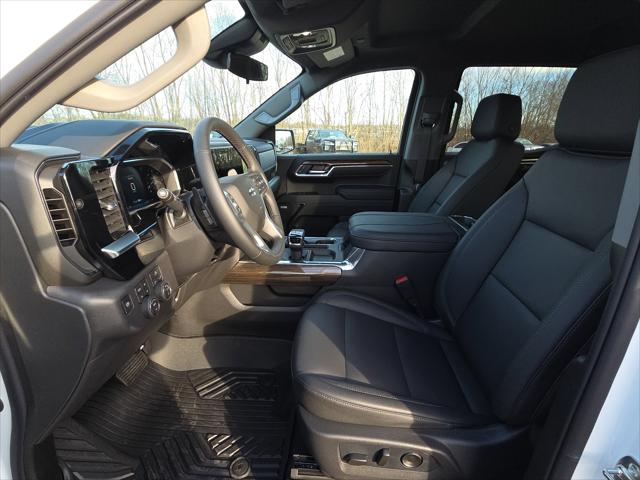 2026 Chevrolet Silverado 1500 4WD Crew Cab Short Bed LT Trail Boss