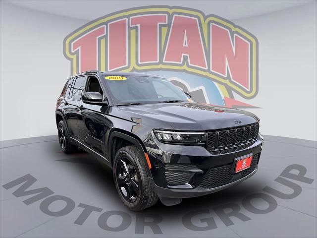 2025 Jeep Grand Cherokee Altitude X 4x4 [0]