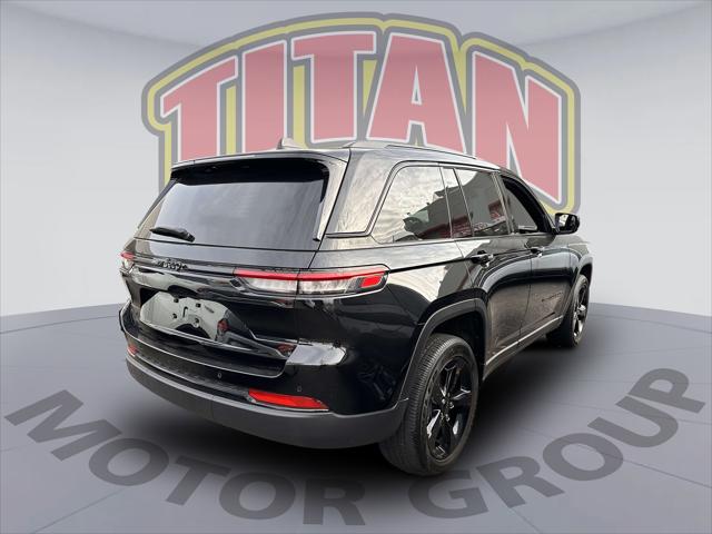 2025 Jeep Grand Cherokee Altitude X 4x4 [1]