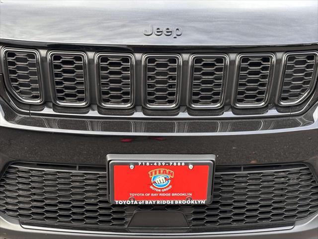 2025 Jeep Grand Cherokee Altitude X 4x4 [5]