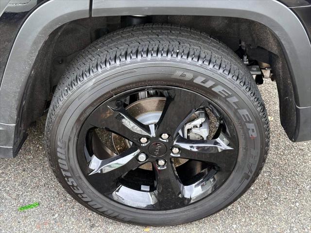 2025 Jeep Grand Cherokee Altitude X 4x4 [8]