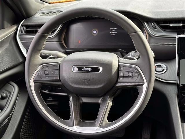 2025 Jeep Grand Cherokee Altitude X 4x4 [15]