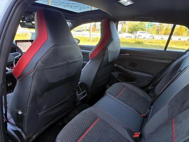 2026 Volkswagen Golf GTI SE