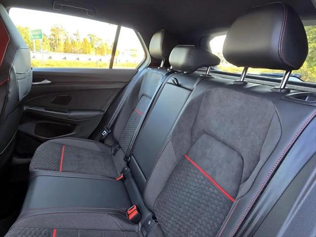 2026 Volkswagen Golf GTI SE