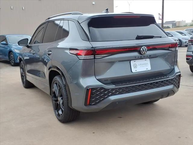 2026 Volkswagen Tiguan SE R-Line Black