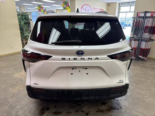 2023 Toyota Sienna XLE