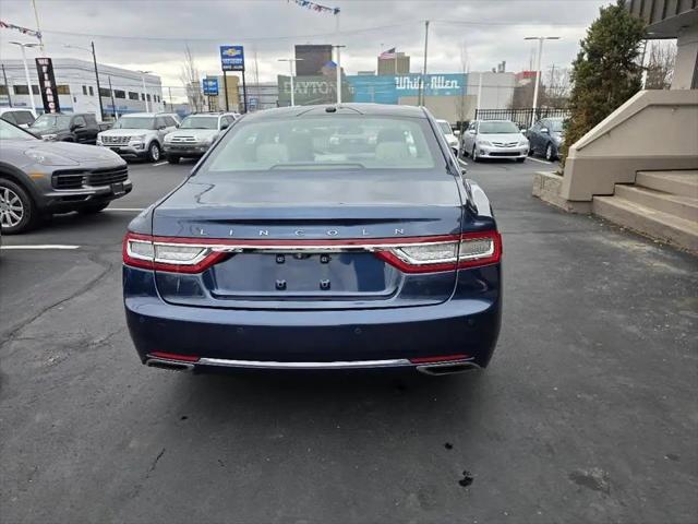 2017 Lincoln Continental Select