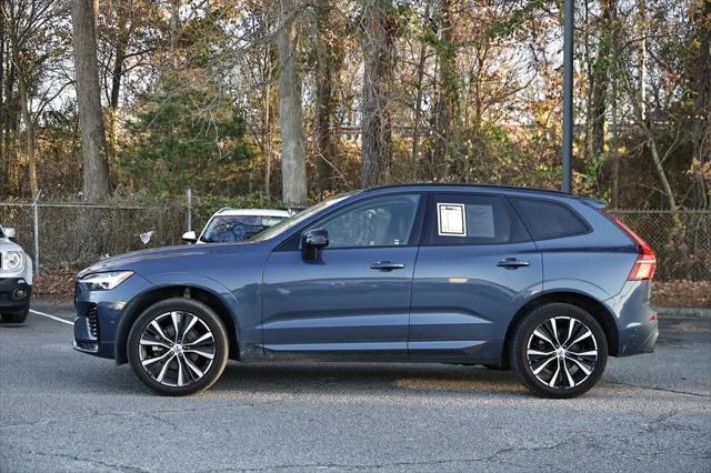 2024 Volvo XC60 B5 Plus Dark Theme