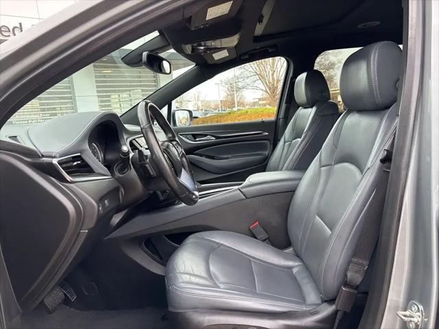 2023 Buick Enclave Essence FWD