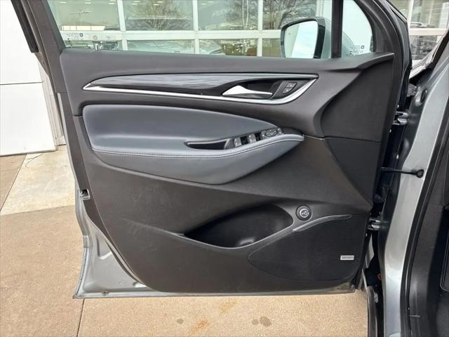 2023 Buick Enclave Essence FWD