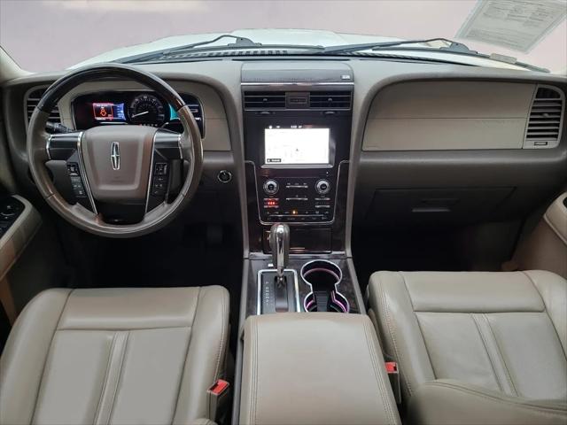 2016 Lincoln Navigator Select
