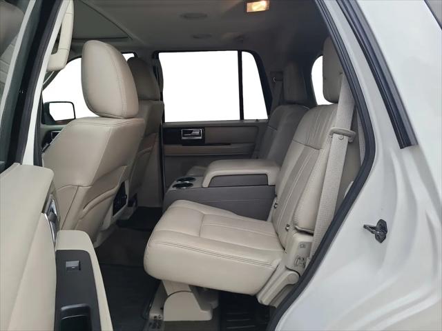2016 Lincoln Navigator Select