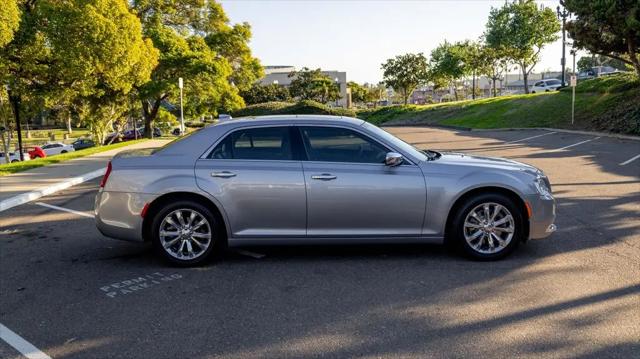 2017 Chrysler 300 AWD