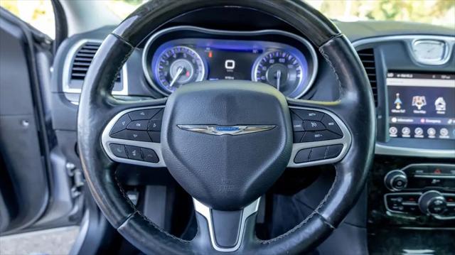 2017 Chrysler 300 AWD