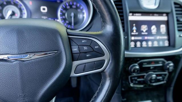 2017 Chrysler 300 AWD