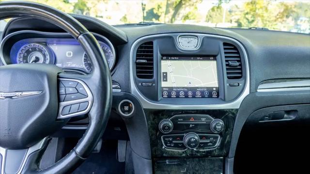 2017 Chrysler 300 AWD
