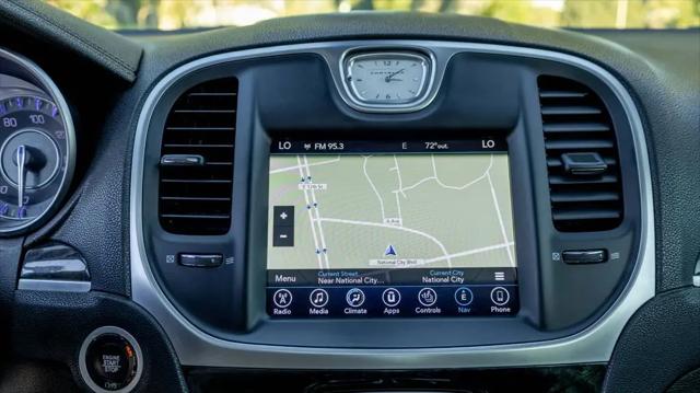 2017 Chrysler 300 AWD