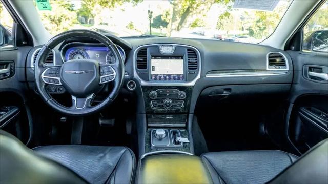 2017 Chrysler 300 AWD