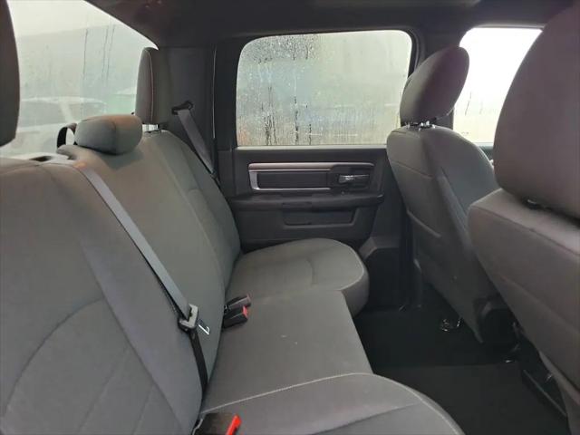 2024 Ram 1500 Classic Warlock Crew Cab 4x2 5'7" Box