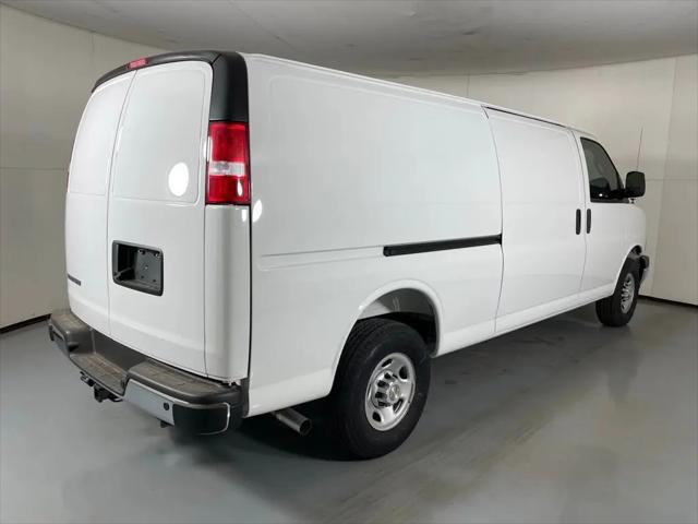 2025 Chevrolet Express Cargo Van RWD 3500 Extended Wheelbase WT