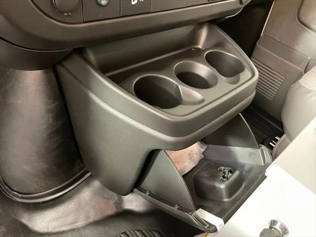 2025 Chevrolet Express Cargo Van RWD 3500 Extended Wheelbase WT