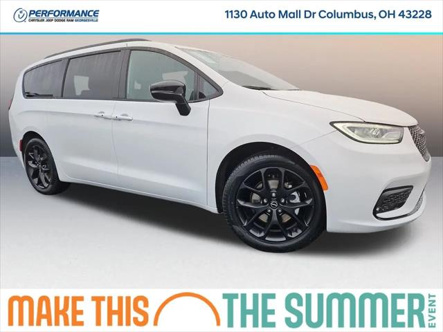 2026 Chrysler Pacifica Select for sale in Columbus, OH