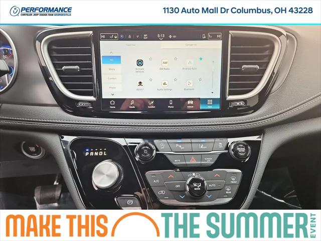 2026 Chrysler Pacifica Select