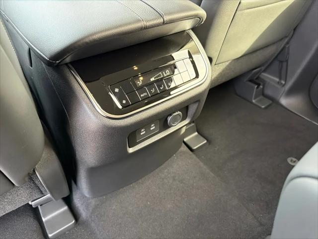 2026 Nissan Armada SV