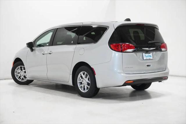 2026 Chrysler Voyager LX