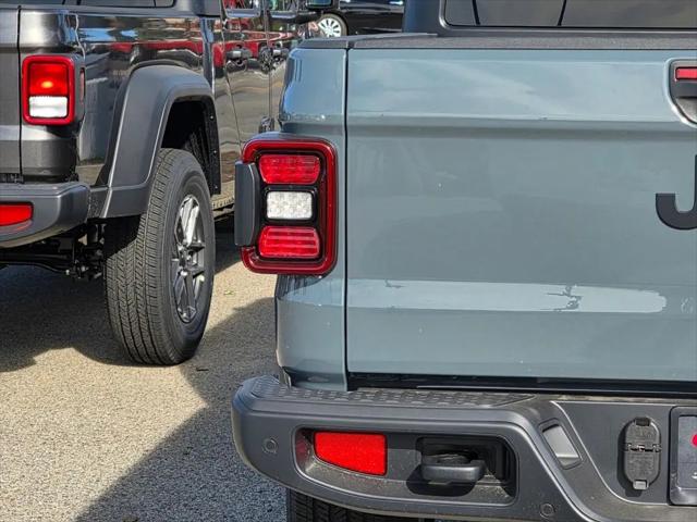 2026 Jeep Gladiator Sport S