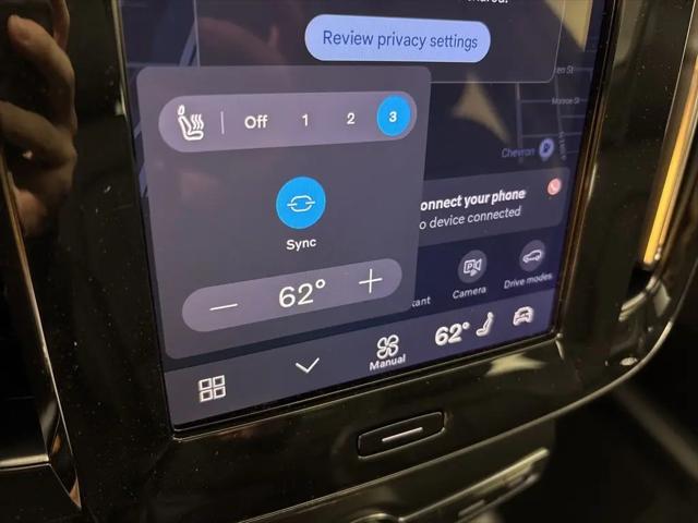 2026 Volvo XC40 Core, B5 AWD Gas (mild hybrid), Dark