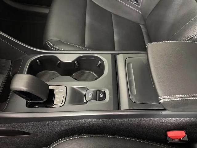 2026 Volvo XC40 Core, B5 AWD Gas (mild hybrid), Dark