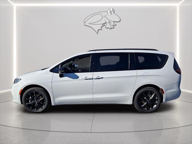 2026 Chrysler Pacifica Limited AWD