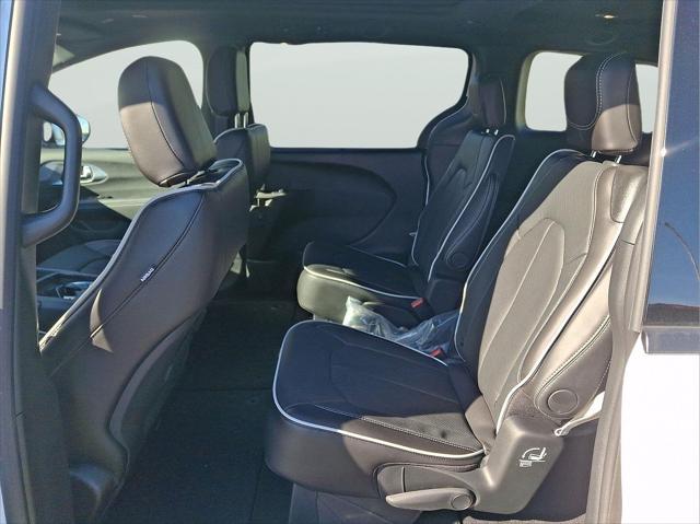 2026 Chrysler Pacifica Limited AWD