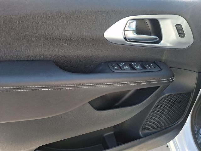 2026 Chrysler Pacifica Limited AWD