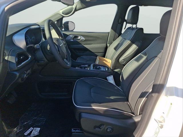2026 Chrysler Pacifica Limited AWD