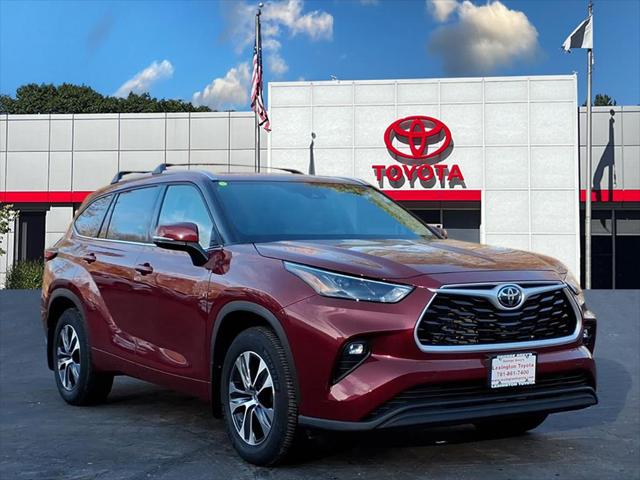 2022 Toyota Highlander XLE for sale in Lexington, MA