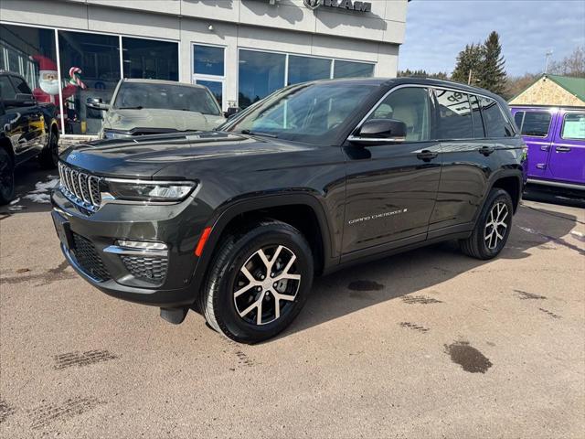 2023 Jeep Grand Cherokee Limited 4x4 2023 Jeep Grand Cherokee Limited 4x4