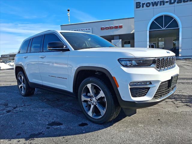 2023 Jeep Grand Cherokee Limited 4x4 2023 Jeep Grand Cherokee Limited 4x4