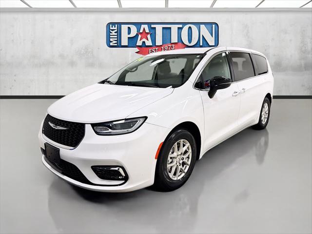 2024 Chrysler Pacifica Touring L 2024 Chrysler Pacifica Touring L