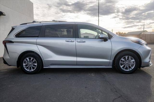 2024 Toyota Sienna XLE
