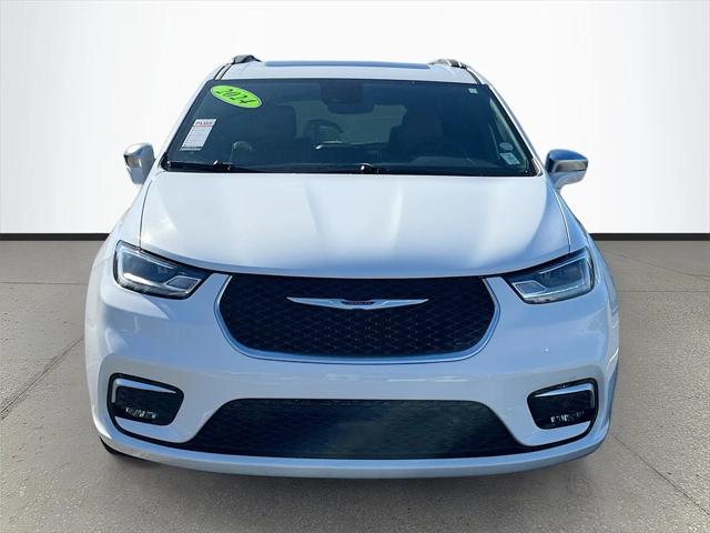 2024 Chrysler Pacifica Hybrid Pinnacle