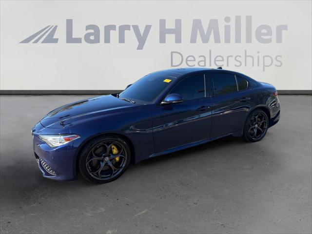 2019 Alfa Romeo Giulia Ti Sport RWD 2019 Alfa Romeo Giulia Ti Sport RWD