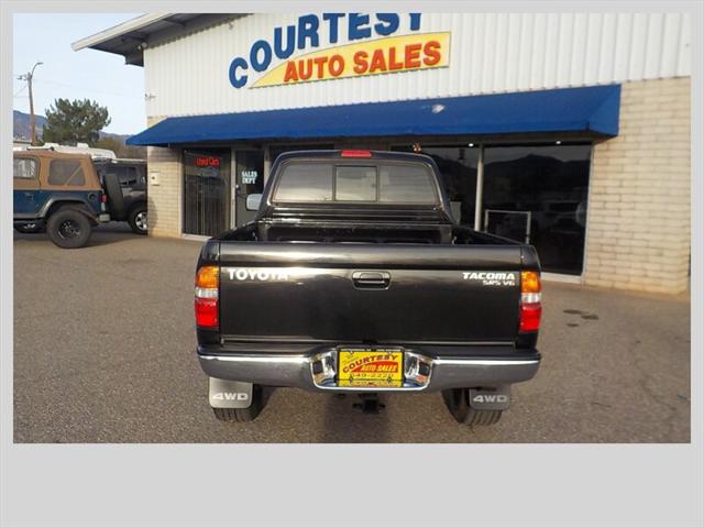 2003 Toyota Tacoma Base V6
