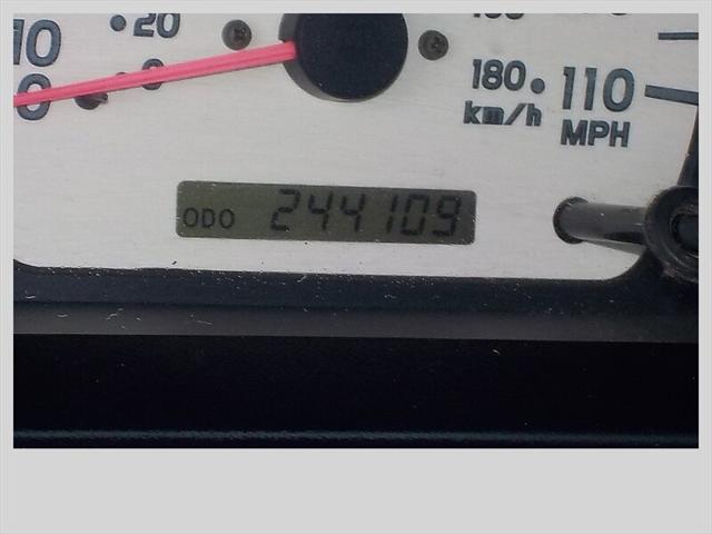 2003 Toyota Tacoma Base V6